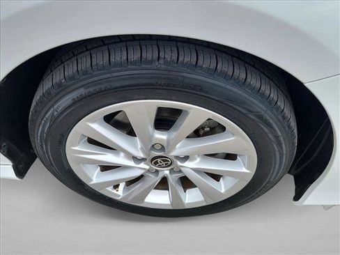 Used 2023 Toyota Camry LE image 10