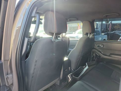 Used 2023 Nissan Frontier Pro-X w/ Technology Package image 13