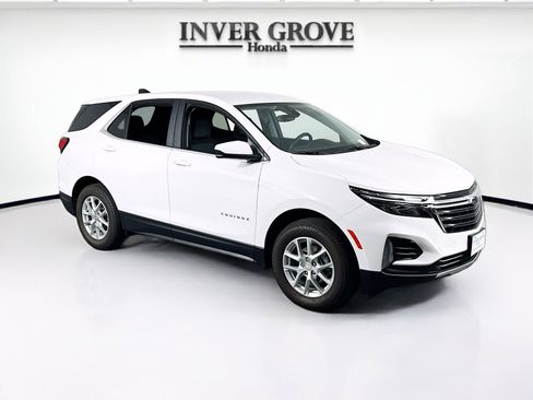 Used 2023 Chevrolet Equinox LT AWD/4WD image 3