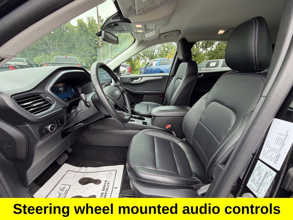 Used 2025 Ford Escape Platinum AWD/4WD image 10