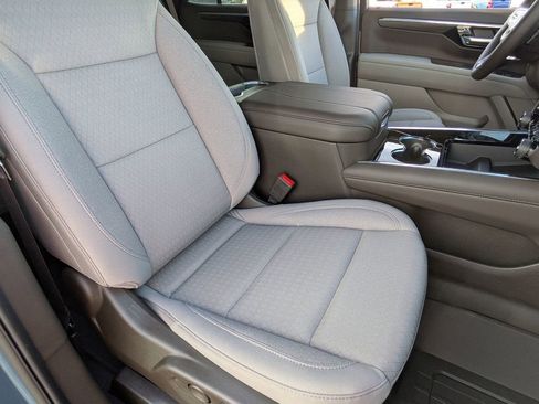 New 2026 Chevrolet Tahoe LS image 32