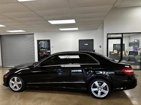 Used 2011 Mercedes-Benz E 350 4MATIC Sedan image 7