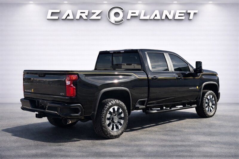 Used 2021 Chevrolet Silverado 2500 LTZ w/ Carhartt Edition AWD/4WD image 3