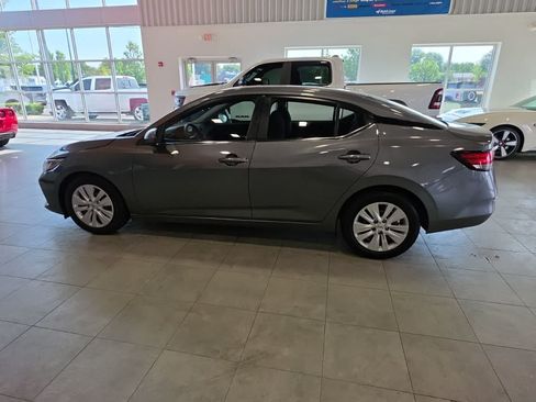 Used 2020 Nissan Sentra S w/ Trunk Package FWD image 10
