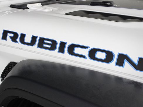 Used 2024 Jeep Wrangler Unlimited Rubicon 4xe w/ Technology Group image 26