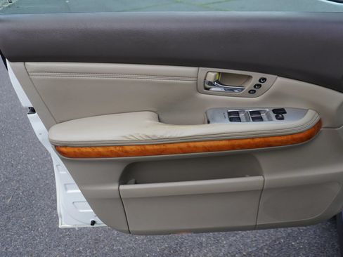 Used 2005 Lexus RX 330 AWD image 13