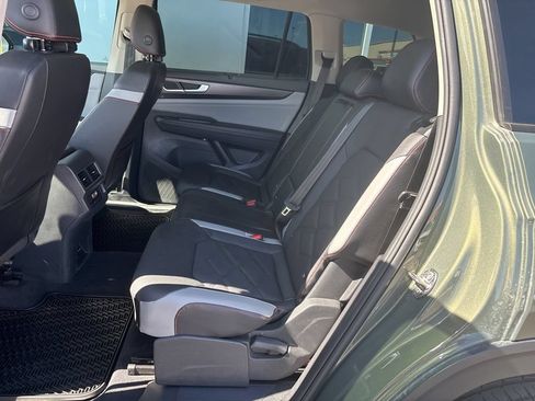 Used 2024 Volkswagen Atlas Peak Edition SEL AWD/4WD image 14