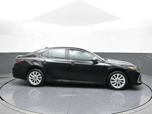 Certified 2023 Toyota Camry LE image 5