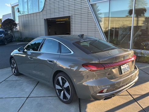 Used 2025 Audi A5 2.0T Premium Plus w/ Premium Plus image 8