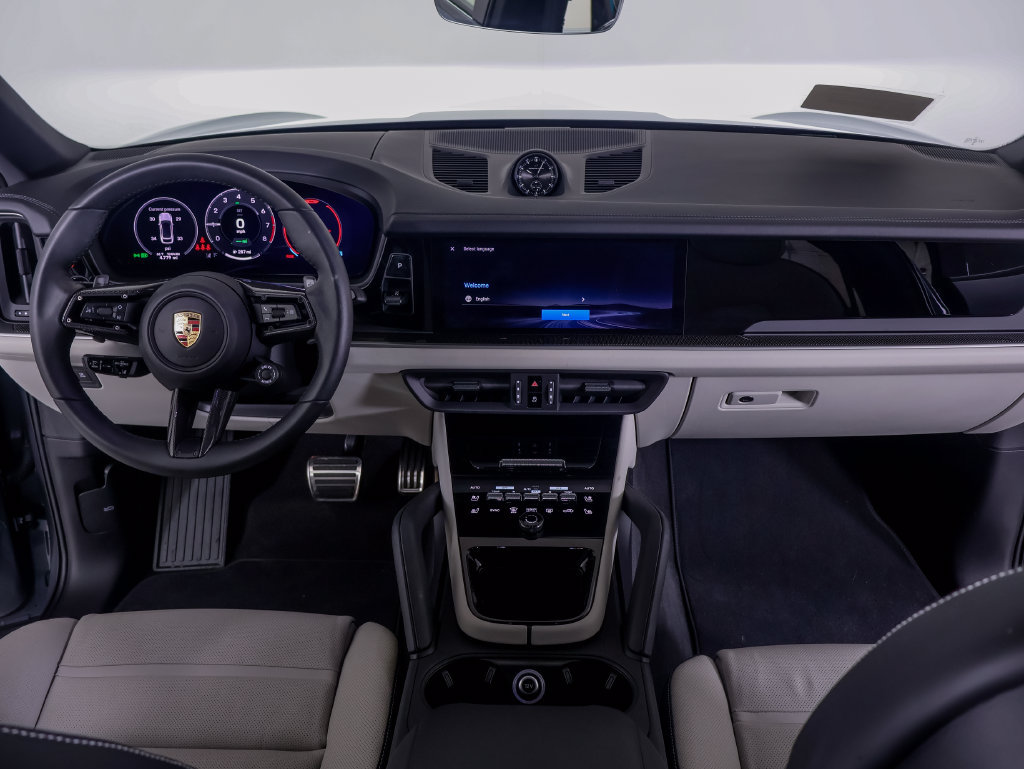 Certified 2026 Porsche Cayenne S AWD/4WD image 10