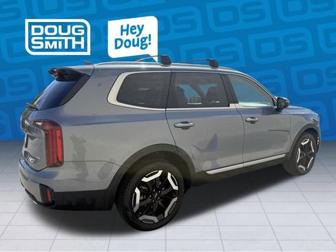 Used 2025 Kia Telluride S AWD/4WD image 4