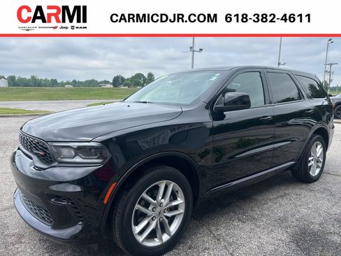 Used 2025 Dodge Durango GT AWD/4WD image 3