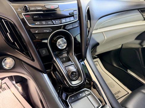 Used 2019 Acura RDX AWD image 12