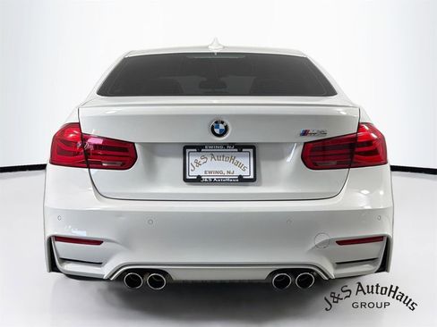 Used 2017 BMW M3 RWD image 6