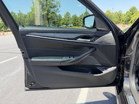 Used 2020 BMW M550i xDrive w/ Executive Package AWD/4WD image 15