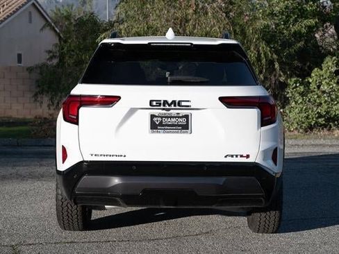 New 2026 GMC Terrain AT4 image 5