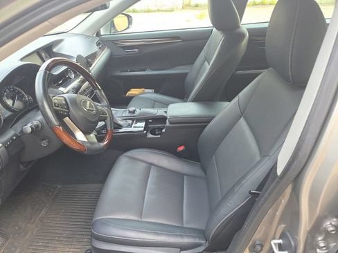 Used 2016 Lexus ES 350 w/ Premium Package w/Wood Trim FWD image 22