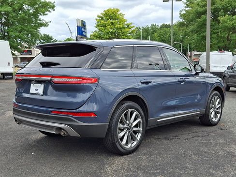 Used 2022 Lincoln Corsair AWD w/ Premium Package image 6