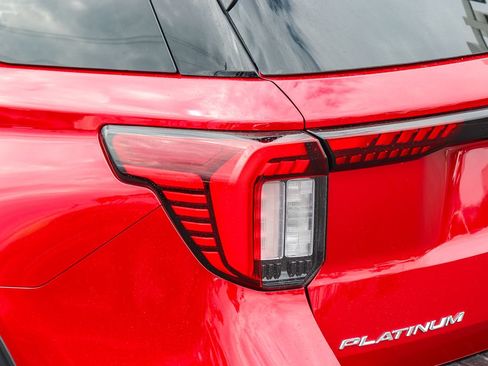 New 2026 Ford Explorer Platinum w/ LUX Leather Package AWD/4WD image 7