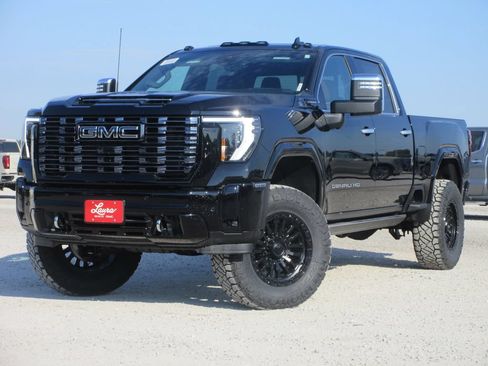 New 2026 GMC Sierra 2500 Denali Ultimate AWD/4WD image 9