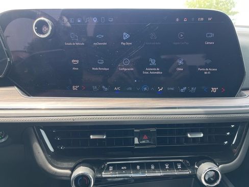 Used 2025 Chevrolet Tahoe Premier RWD image 15