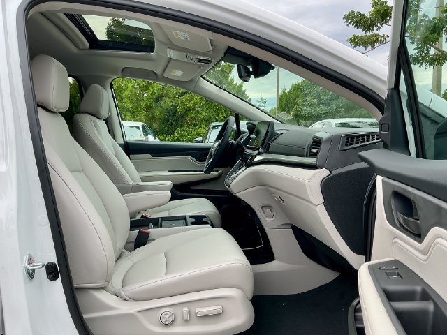 New 2027 Honda Odyssey EX-L image 14