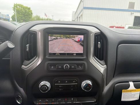 New 2026 GMC Sierra 1500 Pro AWD/4WD image 16