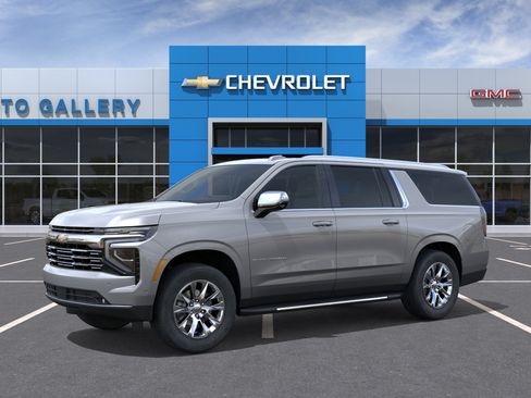 New 2026 Chevrolet Suburban Premier RWD image 2