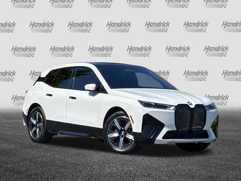 Used 2024 BMW iX xDrive50 w/ Sport Package AWD/4WD image 2