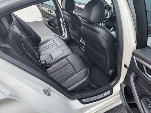 Used 2018 BMW 530i image 12