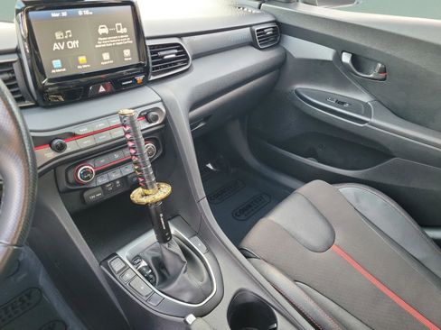 Used 2019 Hyundai Veloster Turbo image 30