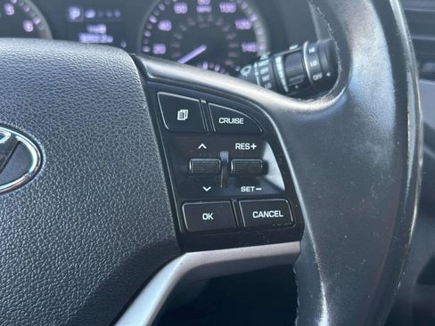 Used 2018 Hyundai Tucson Value w/ Cargo Package AWD/4WD image 15