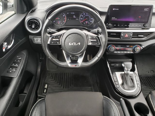 Used 2022 Kia Forte GT-Line FWD image 15