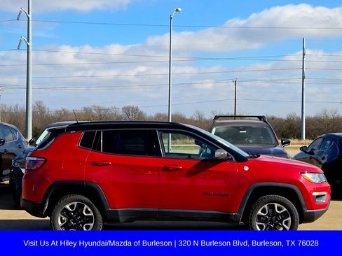 Used 2018 Jeep Compass Trailhawk w/ Leather Interior Group image 3