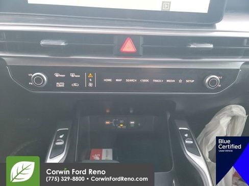 Used 2024 Kia Sorento S w/ Panoramic Sunroof Package image 21