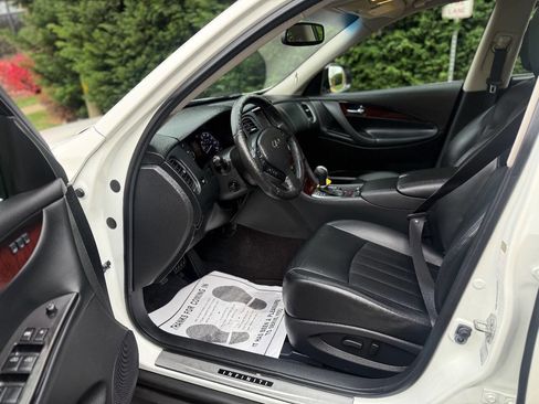 Used 2016 INFINITI QX50 Base AWD 4dr Crossover w/ Premium Plus Package image 21