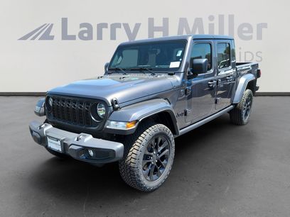 New 2025 Jeep Gladiator Sport