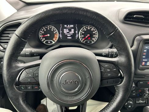 Used 2019 Jeep Renegade Altitude w/ Quick Order Package 2XM image 15