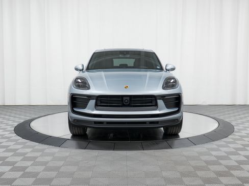 New 2026 Porsche Macan image 10