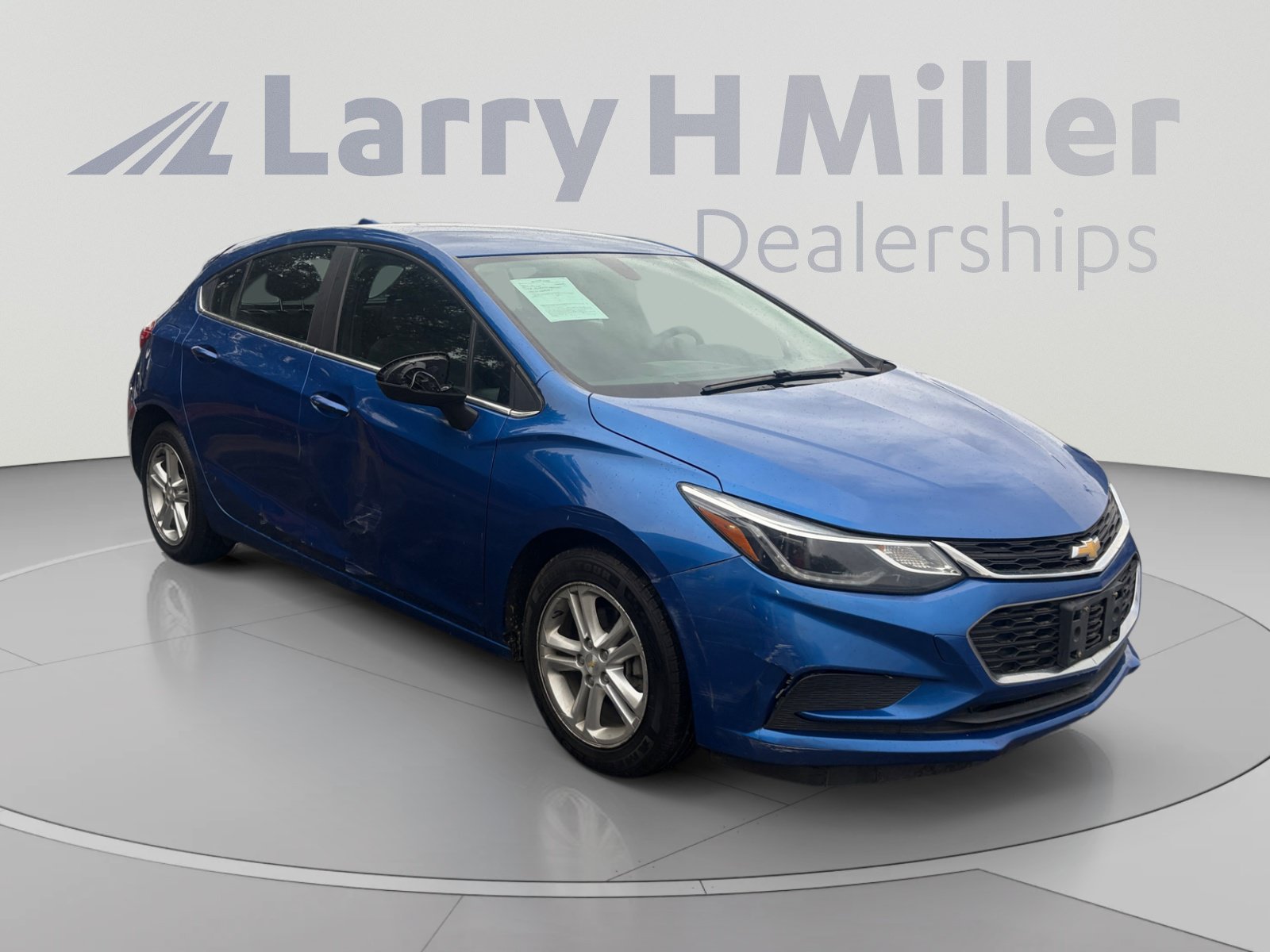 Used 2017 Chevrolet Cruze LT FWD image 7