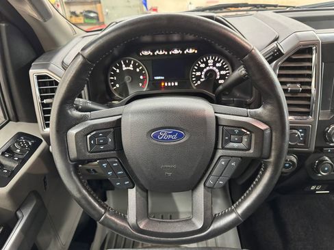 Used 2017 Ford F150 XLT w/ Equipment Group 302A Luxury AWD/4WD image 19