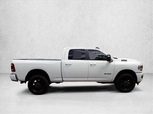 Used 2024 RAM 2500 Big Horn w/ Night Edition AWD/4WD image 5