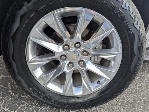 Used 2019 Chevrolet Silverado 1500 LTZ w/ LTZ Premium Package image 31