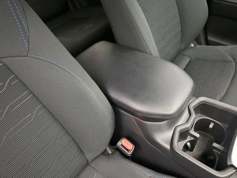 Used 2024 Toyota RAV4 SE AWD/4WD image 33