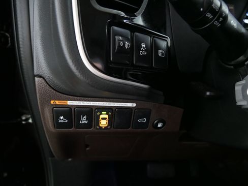 Used 2018 Mitsubishi Outlander GT image 26