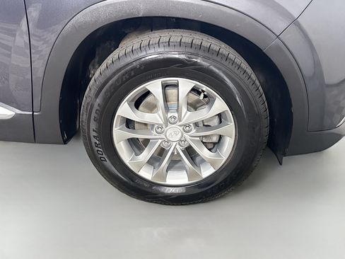 Used 2020 Hyundai Santa Fe SEL AWD/4WD image 32