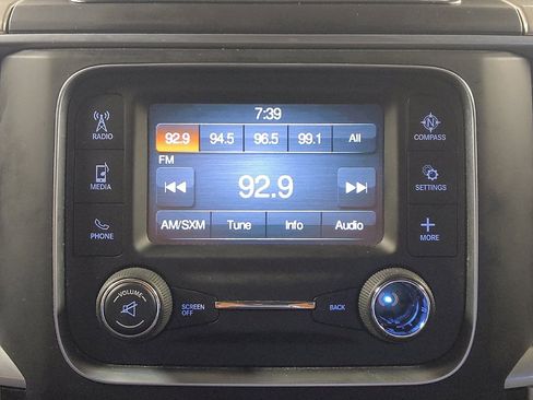 Used 2019 RAM 1500 Classic SLT RWD image 25