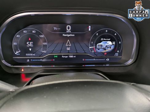 Used 2024 GMC Yukon AT4 w/ Technology Package AWD/4WD image 17