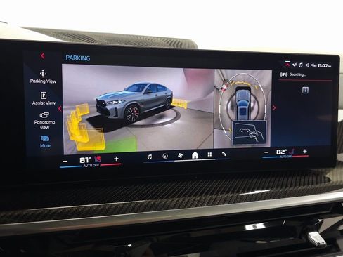 Used 2024 BMW X6 M60i w/ Dynamic Handling Package image 37