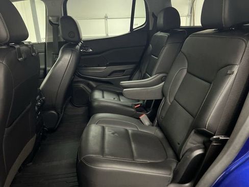 Certified 2023 GMC Acadia SLT w/ Technology Package image 25